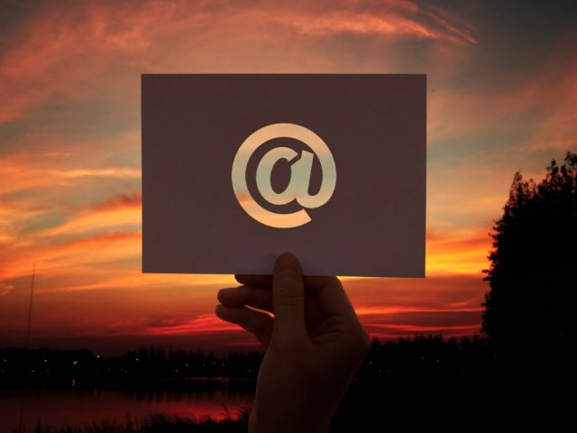 FREEPIK