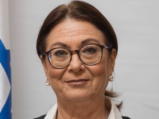 השופטת אסתר חיות
