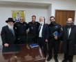 הרב פינטו בירך את אנשי תחנת אשדוד שיזכו לשקט ובטחון ופורים שמח