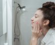 קרם לחות בשגרת הטיפוח: איך הוא פועל ומהי ההשפעה על עור הפנים?