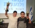 ביחד. ימין - מיכאל שקלובסקי, שמול - איתמר ברודסקי