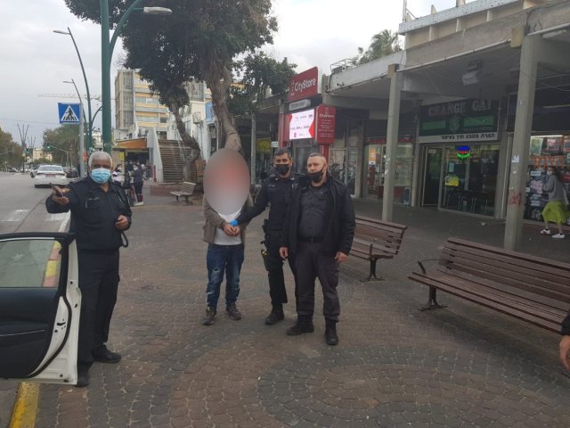 אנשי השיטור העירוני שלכדו את השודד