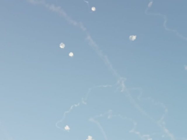 יירוט טילים 