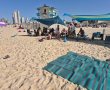 המוני מתרחצים בחופי אשדוד  ללא מצילים