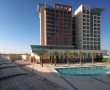 מלון לאונרדו פלאזה באשדוד - מגייס 115 עובדים