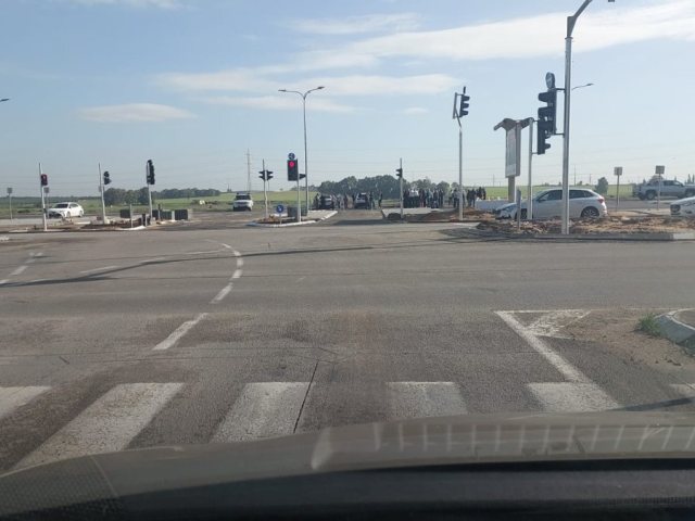 חונכים את חניון אלתא באשדוד (צילום: ברוך פרידמן)