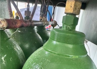 מיכלי חמצן (צילום מאתר משרד העבודה)